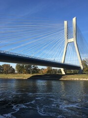 Obraz premium bridge over the river in the morning