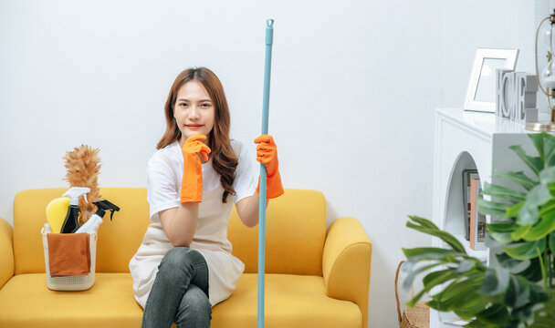 Young housekeeper woman planning to cleaning home
