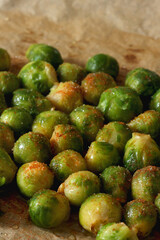 Pikanter Rosenkohl aus dem Backofen | Choux de Bruxelles,  Brussels sprouts,  Brabanter Kohl