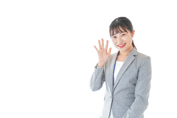 オフィスで働く若いビジネスウーマン