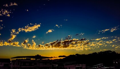 entardecer no interior