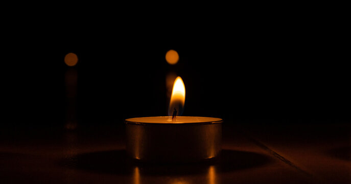 Noche fugaz, aleluya, vela 