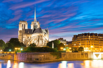 Fototapeta na wymiar Notre Dame Cathedral at dusk in Paris, France