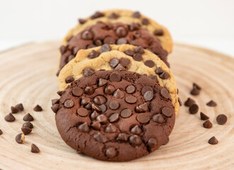 Chocolate and white cookies 