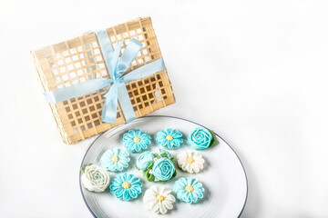 Aalua is a Thai dessert that is made from wheat flour, sugar, milk and coconut milk, stirred with heat until sticky and molded into various shapes.