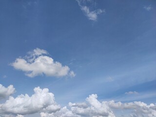 Obraz premium blue sky with clouds