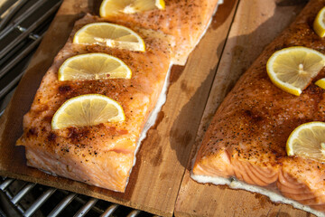 Baked Salmon with Lemon Slices