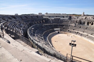 프랑스 남부도시 님의 고대 로마 원형 경기장