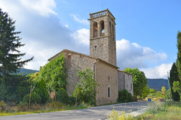 Fototapeta na wymiar Iglesia Santa Maria de Marles, Gerona Cataluña España 