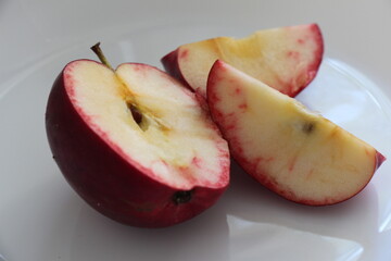 sliced red apple