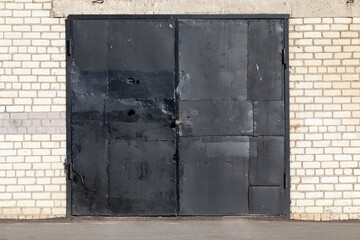 old gates made of wood and metal © rsooll