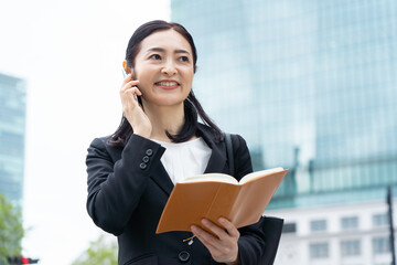 ミドル　女性　ポートレート