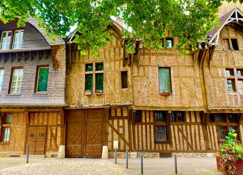 old house in Troyes