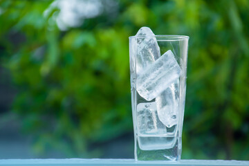 glass with ice