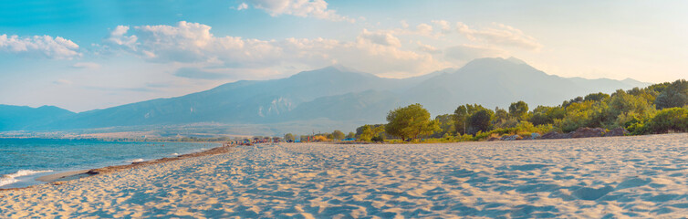 Panoramic view of beach and mount Olympus in Greece © qunamax