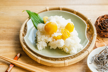 秋の味覚　栗おこわ