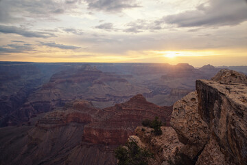 Fototapeta na wymiar Lazy Hazy Grand Canyon National Park Morning
