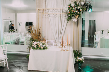 Stylish decor of the wedding banquet hall