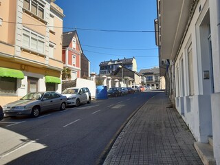 Calle de bajada a la Estación de ferrocarril en Guitiriz, Galicia