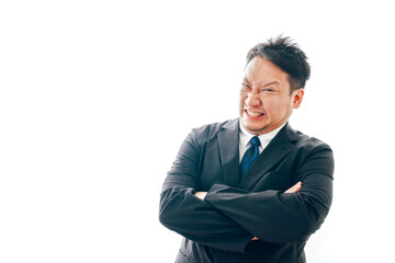 暴力を振るう中年男性