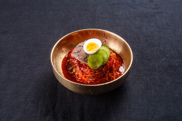 다른 요리와 같이 먹으면 더욱 맛있는 한국식 차가운 냉면