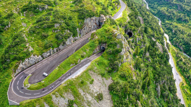 Der Sustenpass aus der Vogelperspektive im August 2021, Schweiz