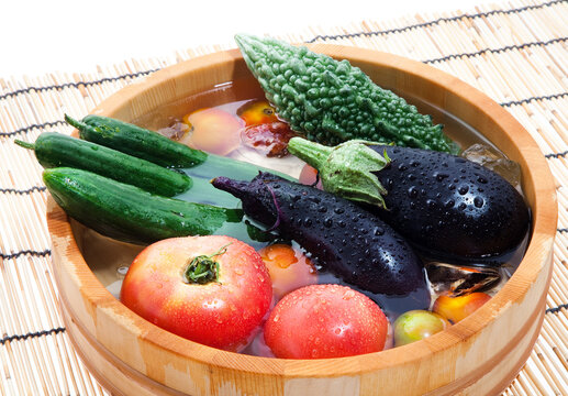 「涼味」の画像 - 1,892 件の Stock 写真、ベクターおよびビデオ | Adobe Stock