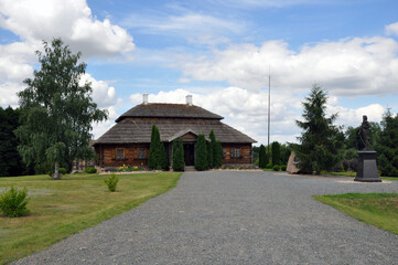 Fototapeta na wymiar Memorial Museum-Estate of Tadeusz Kosciuszko, national hero of the USA, Poland, Belarus.