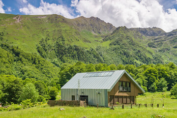 Hiking route through the Catalan Pyrenees