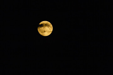 full moon, moon yellow