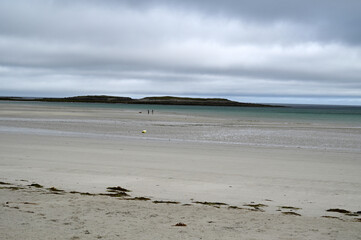 Plage des Trois Moutons de Lampaul-Ploudalmézeau en Bretagne