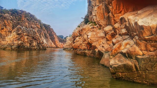 river and rocks in Jabalpur