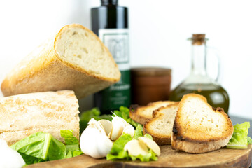 Close up of food display for fettunta with garlic and tuscan bread