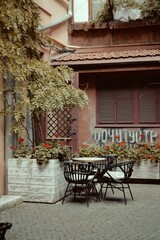 Fototapeta na wymiar street cafe in Lviv