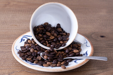 coffee beans in coffee mug