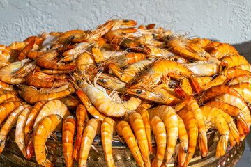the delicious shrimps on the buffet