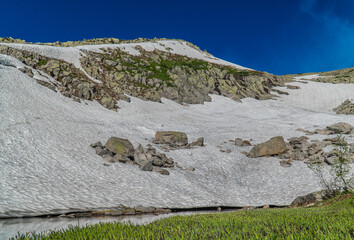 a trip to the celestial teeth in the summer
