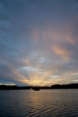 Naklejka premium 夕景（薄明光線）