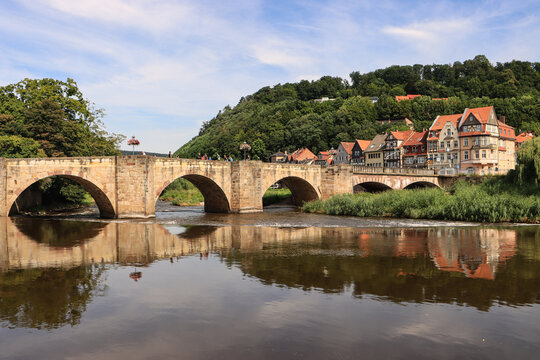 Hann. M&uuml;nden; Alte Werrabr&uuml;cke mit Ortsteil Blume und Questenberg