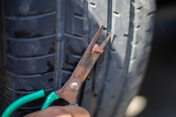people patching tubeless tires