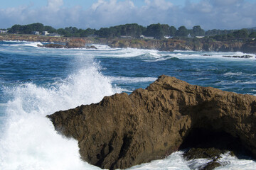 waves crashing on rocks