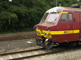 Ancienne locomotive en route vers sa destination