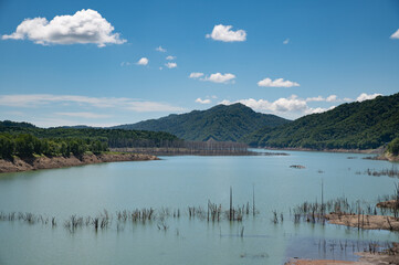 夏のシューパロ湖