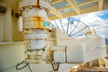 check motor worm gear of BMU.