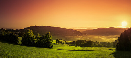 Sonnenaufgang im Bayrischen Wald