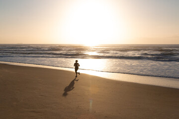 Running woman Sunset sunrise beach sand sea background por do sol nascer do sol run