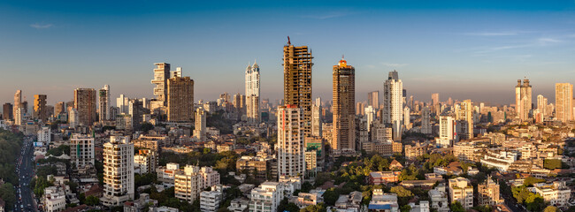 Naklejka premium Mumbai Skyline