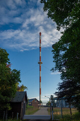 Obraz premium Houses and radio station at Torfhaus, Altenau, Lower Saxony, Germany, Europe