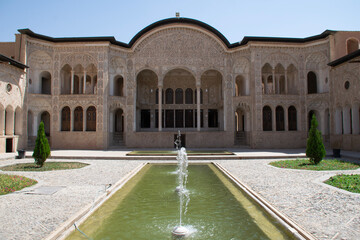 Obraz premium courtyard of the palace of the palace