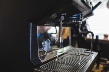 maquina de barista profesional para preparar café